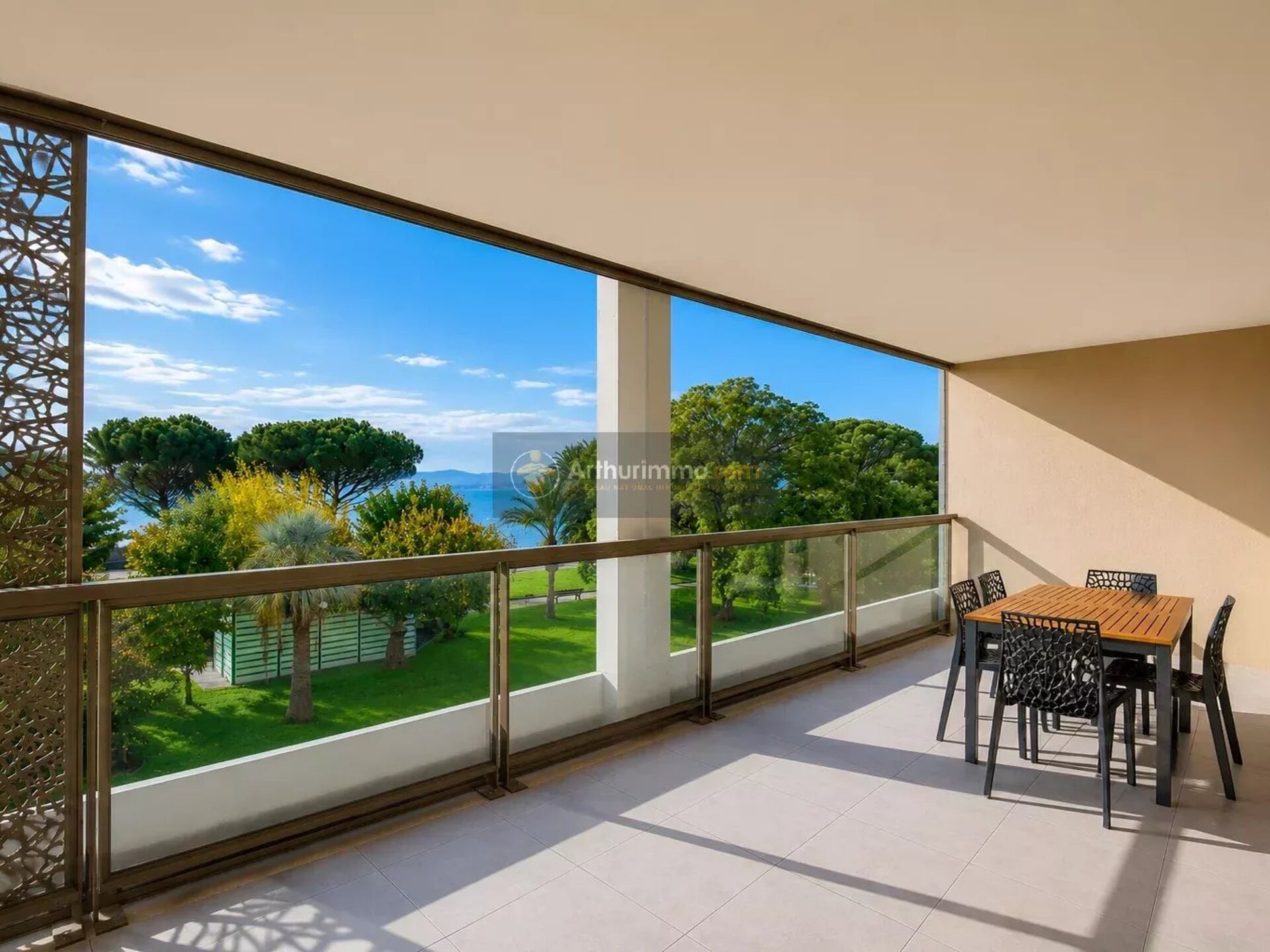 Appartement 4 pièces 106 m² · à Saint-Raphaël · 106 m² · 1 080 000 €