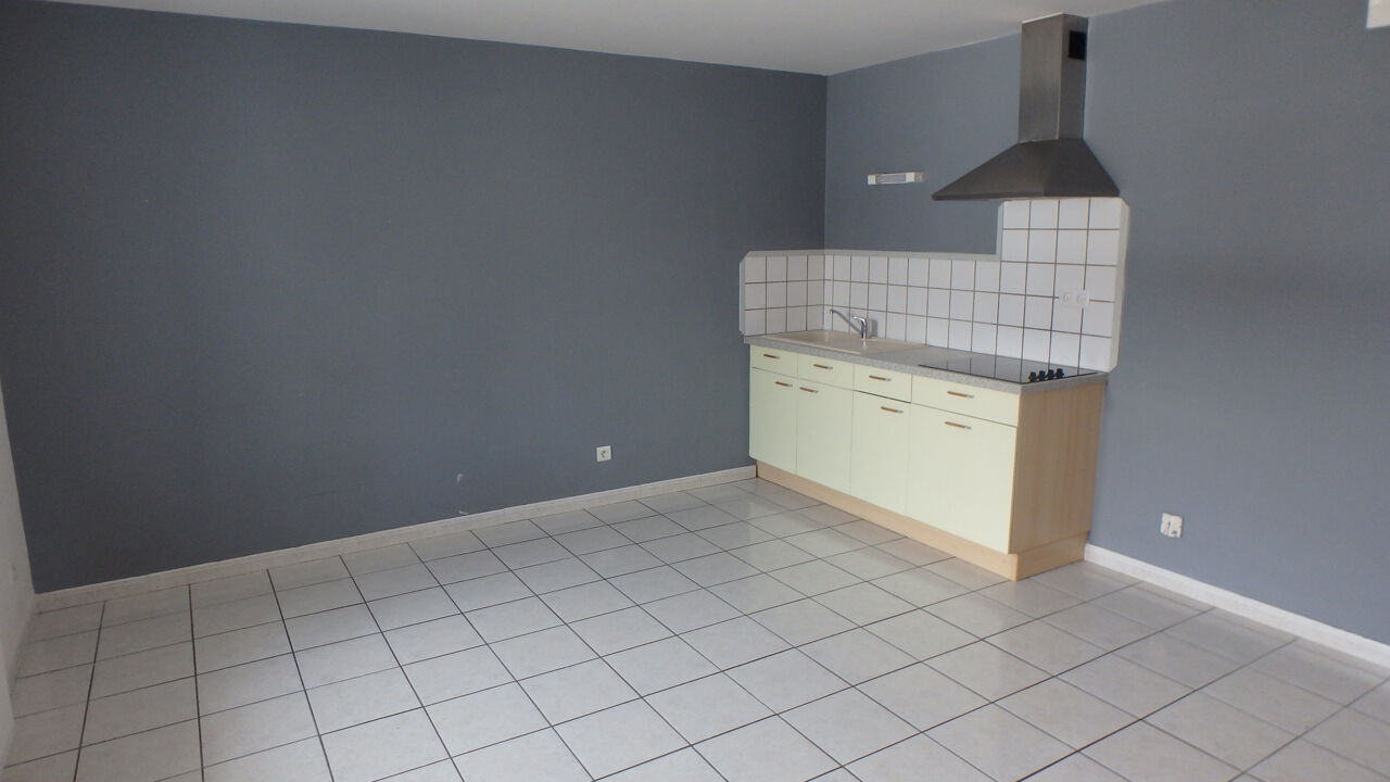 appartement 5 pièces 125 m2 à louer à Charmoille (25380)