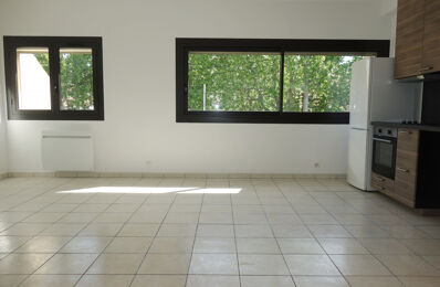 location appartement 652 € CC /mois à proximité de Gémenos (13420)