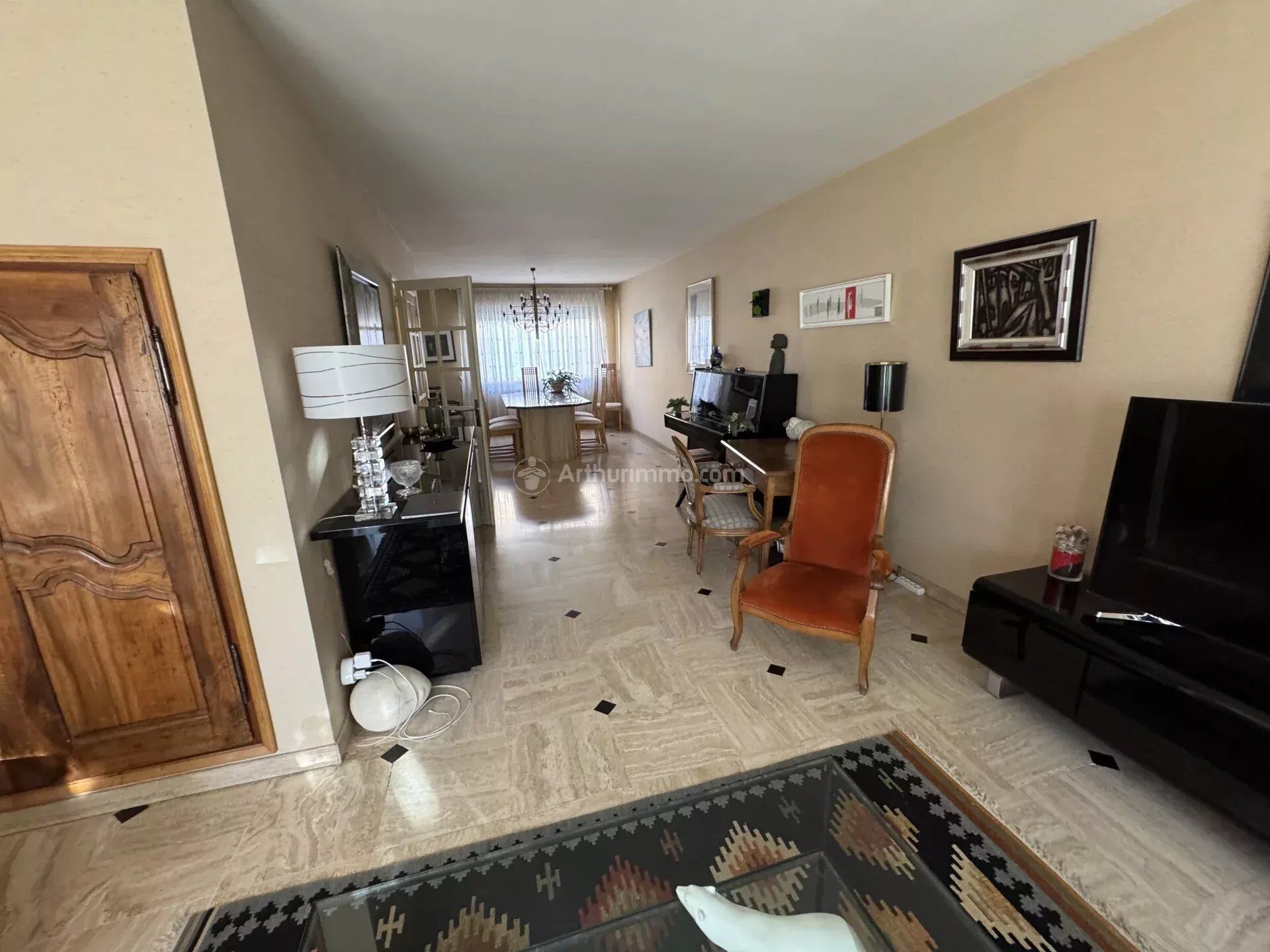 Maison 8 pièces 200 m² · à Carmaux · 200 m² · 139 000 €