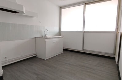 location appartement 890 € CC /mois à proximité de Creil (60100)