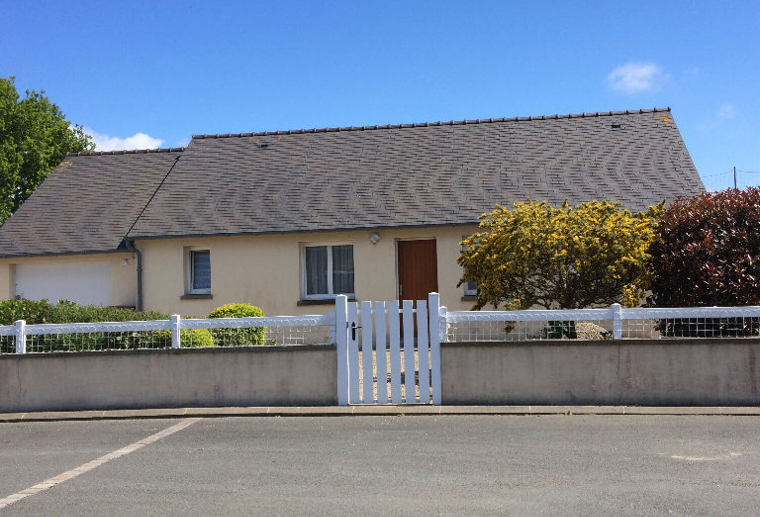 Exclusivité. A vendre. CARANTEC. Maison de plain-pieds. — photo 1