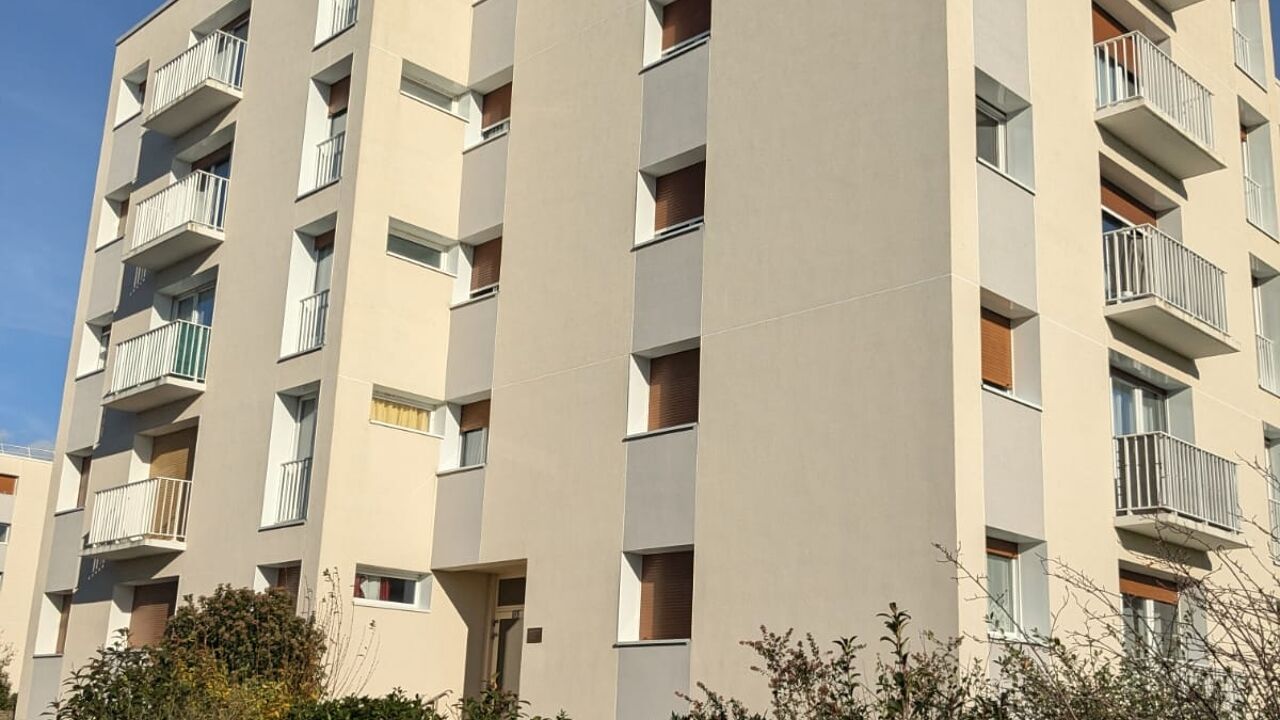 appartement 3 pièces 72 m2 à vendre à Châtellerault (86100)