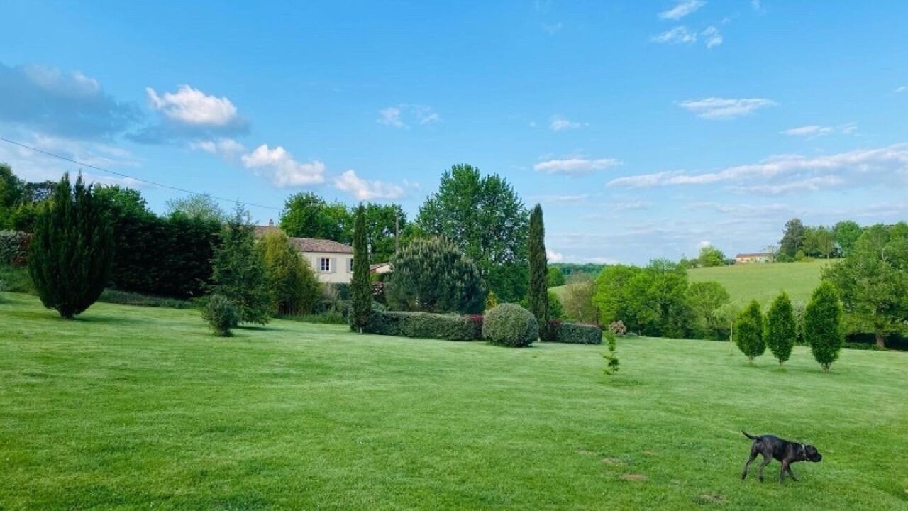 maison 9 pièces 440 m2 à vendre à Beaumontois en Périgord (24440)