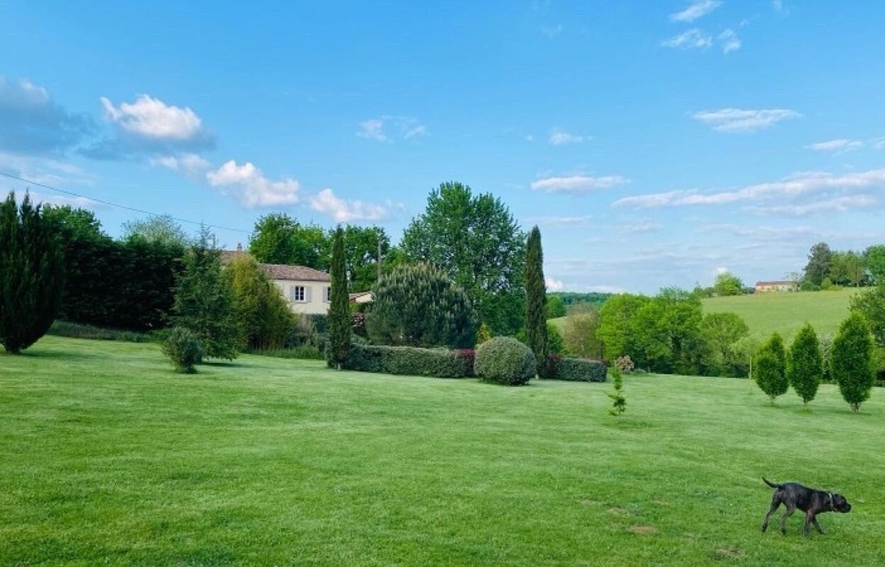 maison 9 pièces 440 m2 à vendre à Beaumontois en Périgord (24440)