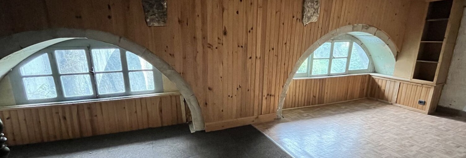 Commerce  169 m² à vendre à Oloron-Sainte-Marie (64400)