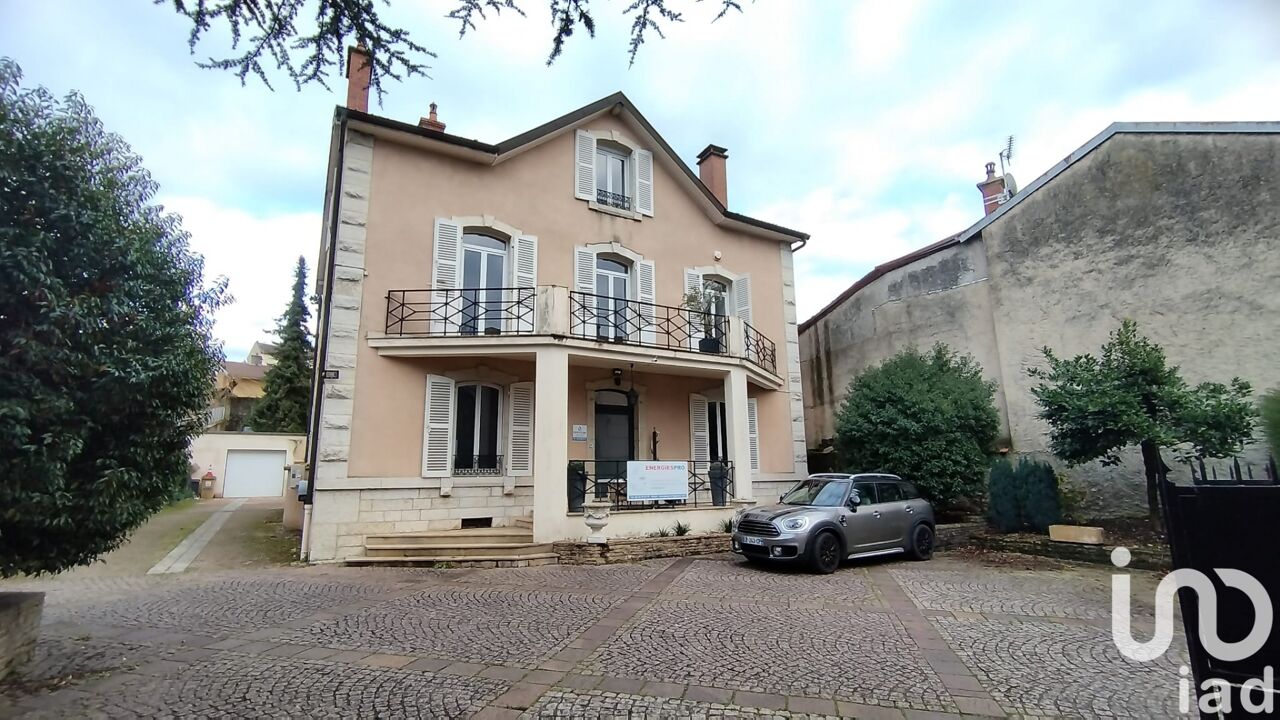 maison 10 pièces 315 m2 à vendre à Oyonnax (01100)