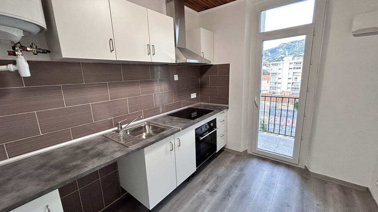 appartement 1 pièces 26 m2 à louer à Toulon (83000)