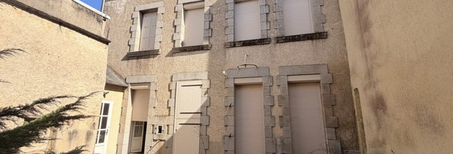 Maison 8 Pièces 210 m² à vendre à Aigurande (36140)