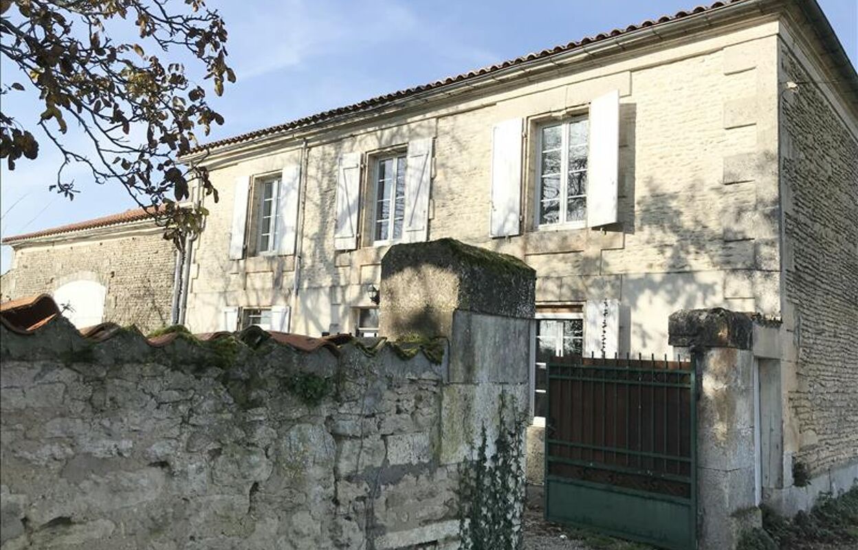 maison 5 pièces 115 m2 à vendre à Vindelle (16430)