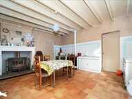 Maison en pierre de 4 pièces principales — photo 2