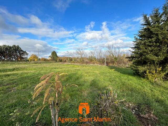 Terrain constructible — photo du bien