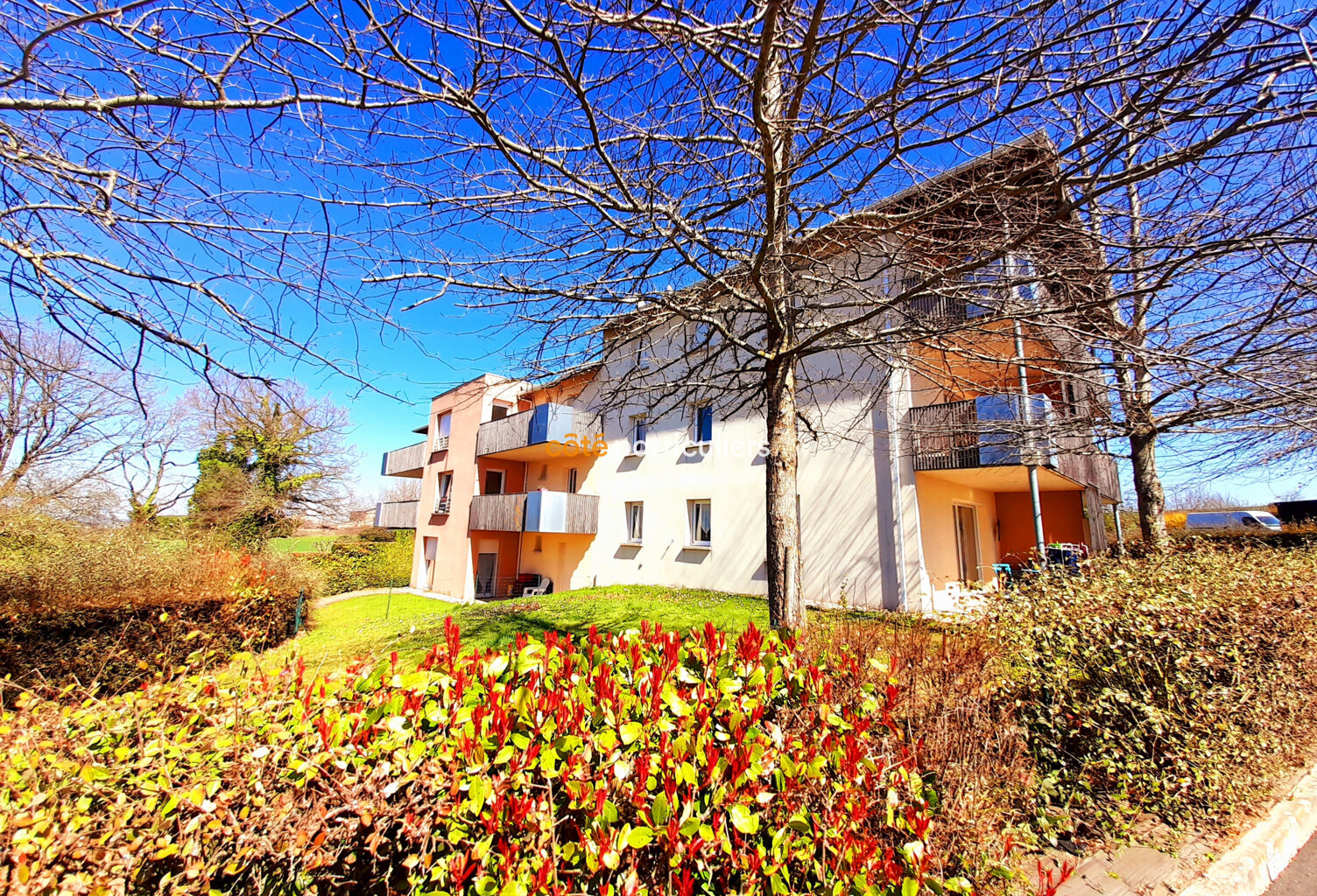 LA PRIMAUBE - T3 + Garage +Terrasse + Parking — photo 1
