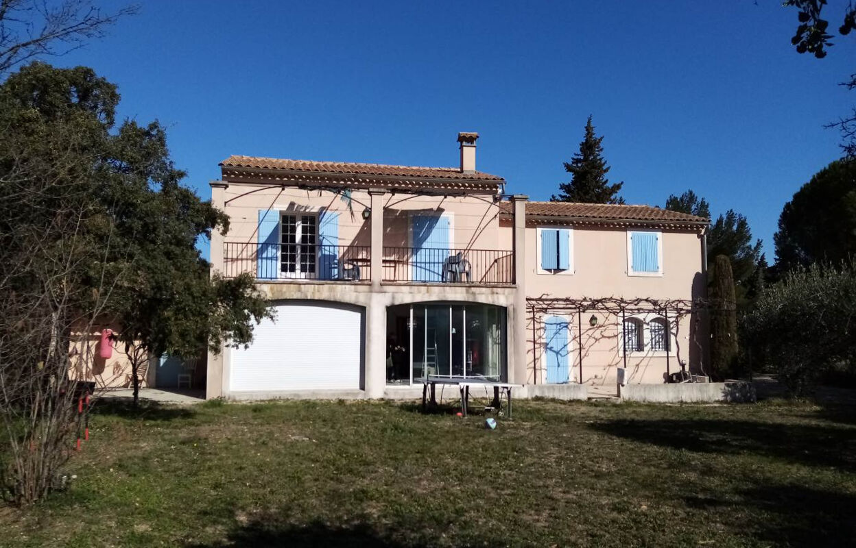 maison 6 pièces 240 m2 à louer à Caumont-sur-Durance (84510)