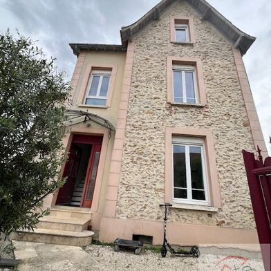 Maison 5 pièces 175 m²