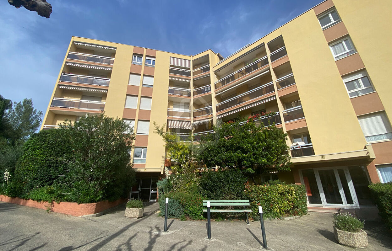 appartement 3 pièces 68 m2 à louer à Nîmes (30000)