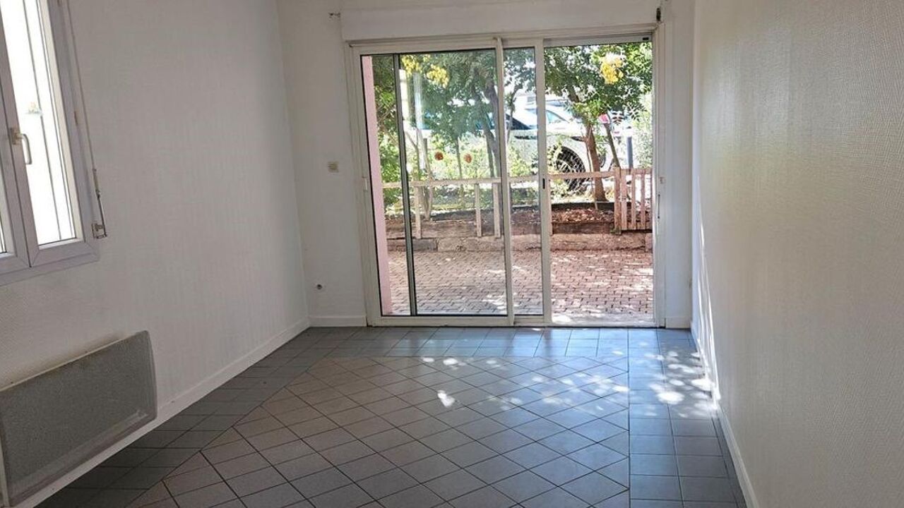 appartement 3 pièces 80 m2 à louer à Saint-Seurin-sur-l'Isle (33660)