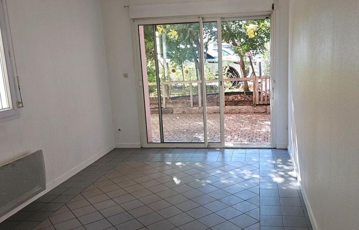 appartement 3 pièces 80 m2 à louer à Saint-Seurin-sur-l'Isle (33660)