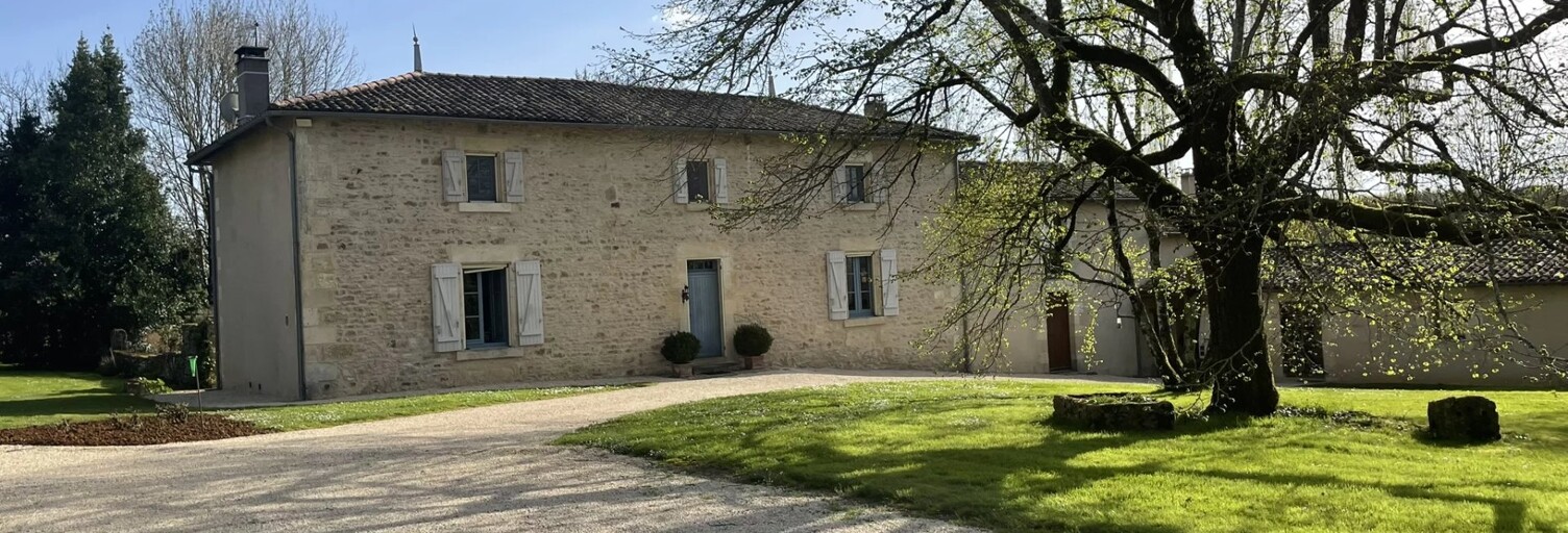 Maison 6 Pièces 174 m² à vendre à La Mothe-Saint-Héray (79800)