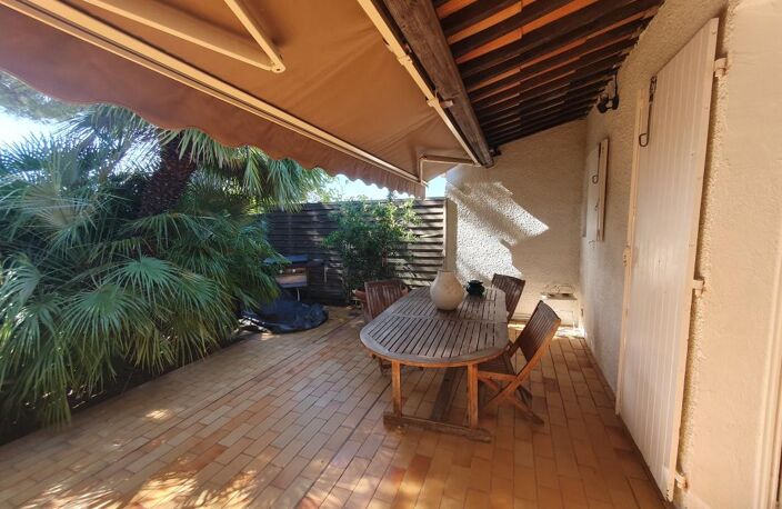 Villa T3 atypique avec piscine et deux places de parking — photo 4