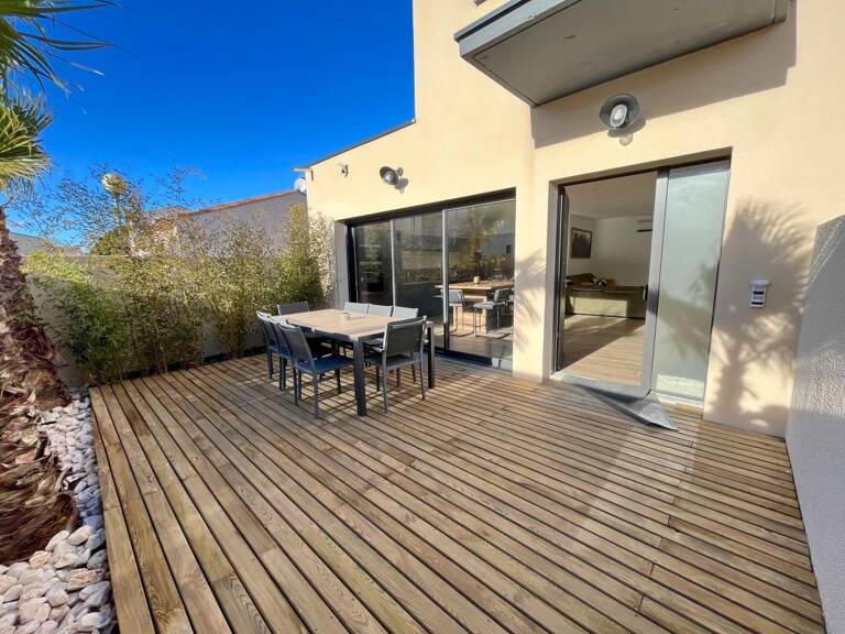 Villa neuve T5 proche plage avec piscine — photo 1