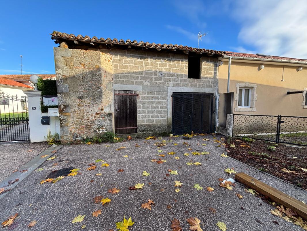 Villa / Maison  T3 à vendre Saint-Germé 32400