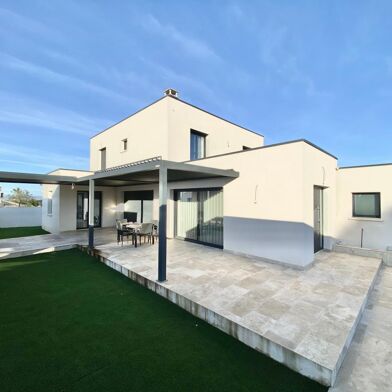 Maison 6 pièces 499000 €