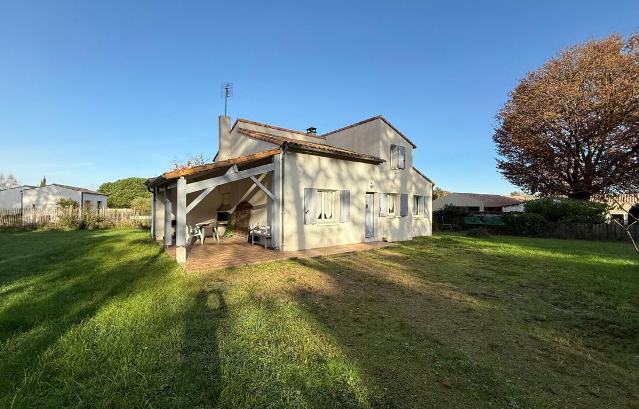 maison 5 pièces 110 m2 à vendre à Saint-Augustin (17570)