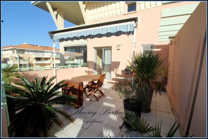 Appartement 2 pièces  à vendre Fréjus 83600