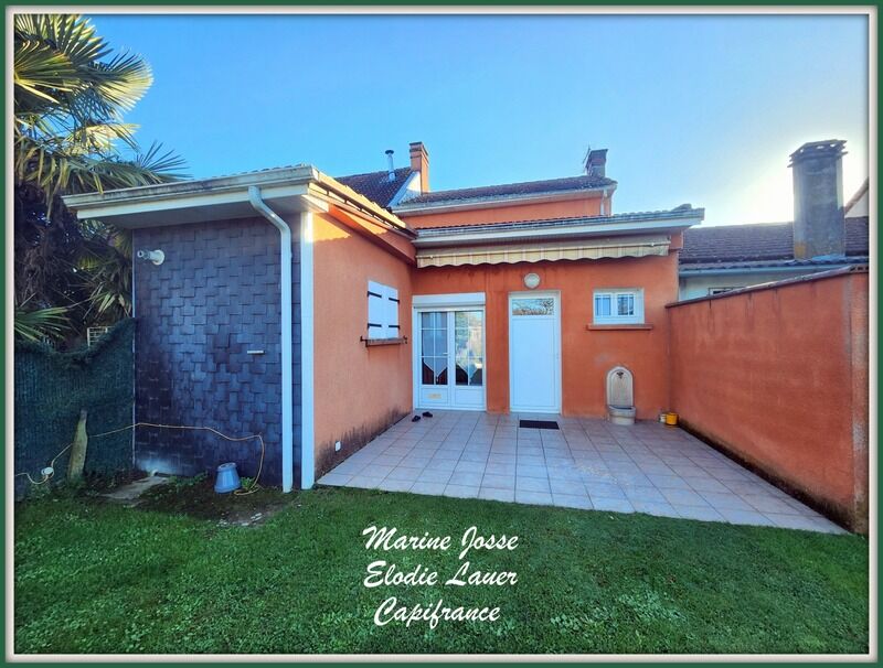 Maison de Village  4 pièces  à vendre Andrest 65390