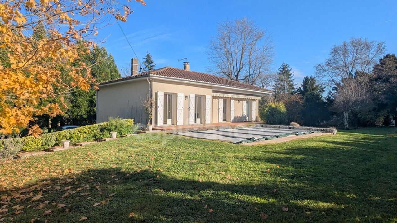 maison 5 pièces 117 m2 à vendre à Juillac-le-Coq (16130)