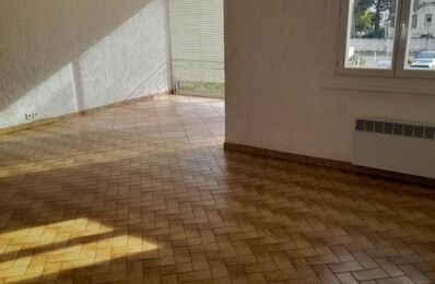 location appartement 980 € CC /mois à proximité de Fayence (83440)