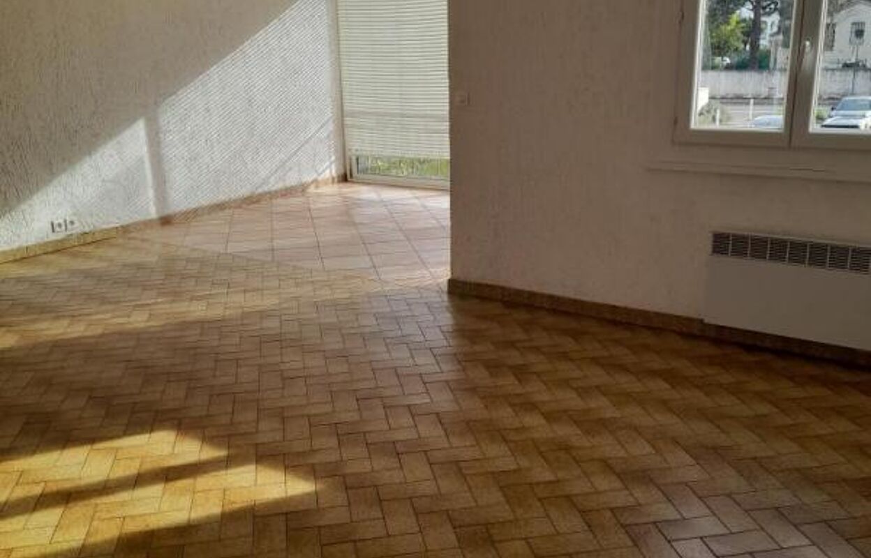 appartement 4 pièces 80 m2 à louer à Le Muy (83490)