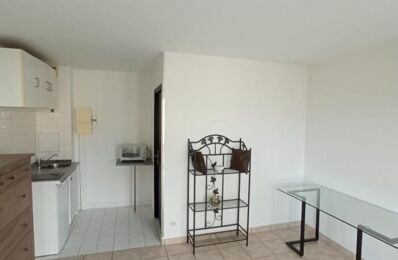 location appartement 575 € CC /mois à proximité de Chambourcy (78240)