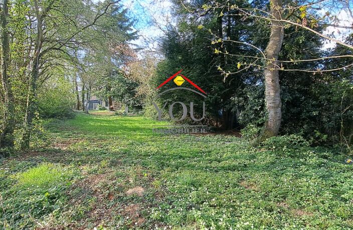 BORNEL GARE, ECOLES ET COMMERCE SUR PLACE — photo 3