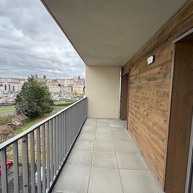 Appartement 3 pièces 900 €