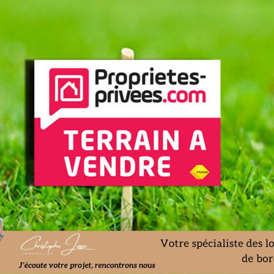 Terrain 840 m²