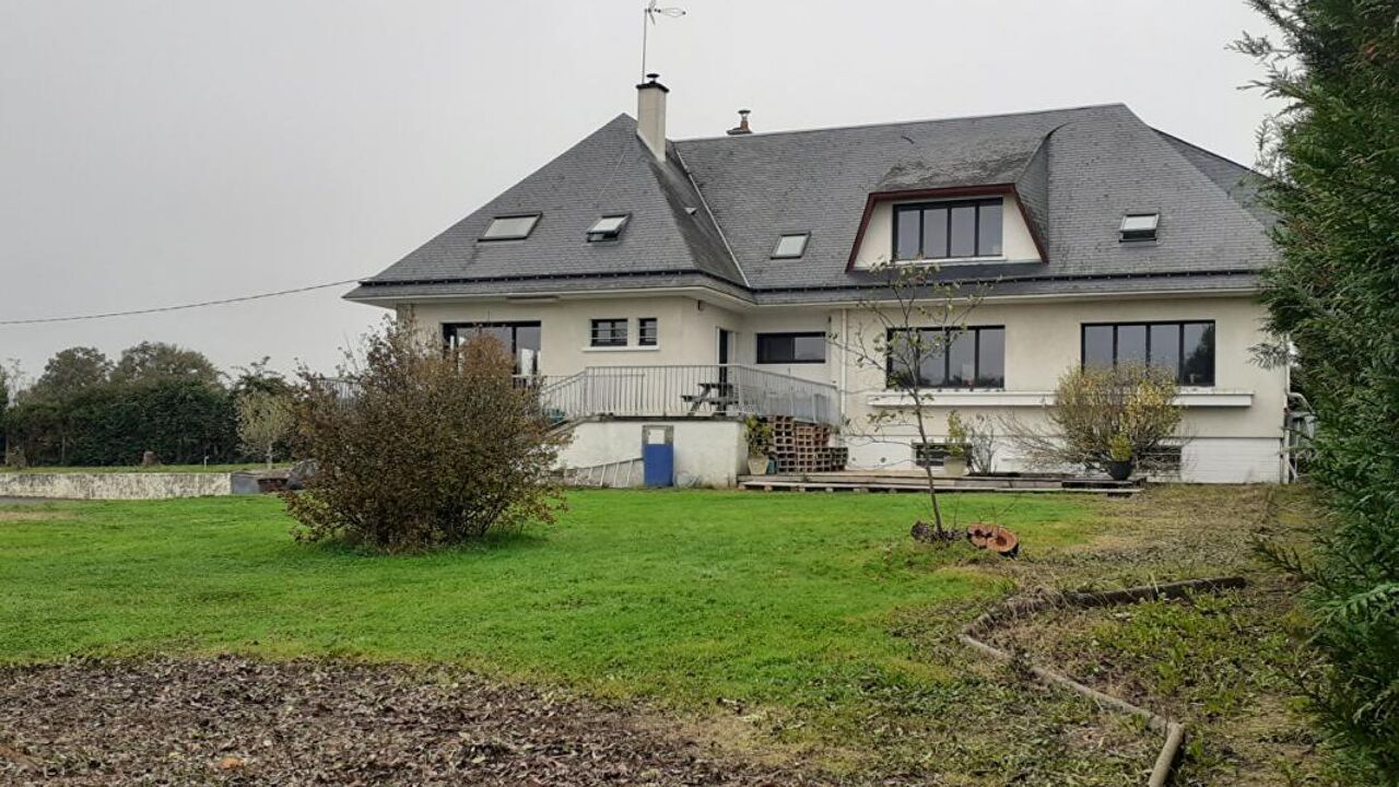 maison 10 pièces 269 m2 à vendre à Baugé-en-Anjou (49150)