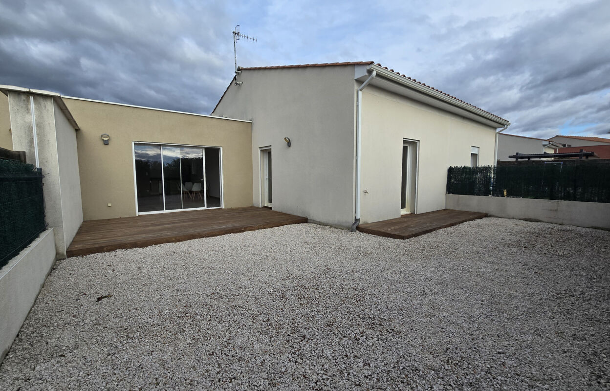 maison 4 pièces 90 m2 à louer à Saint-Mathieu-de-Tréviers (34270)