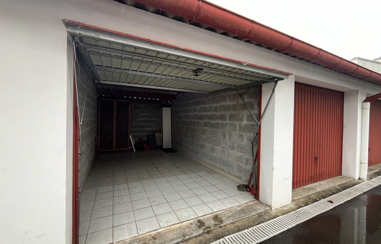 garage  pièces 13 m2 à vendre à Hendaye (64700)