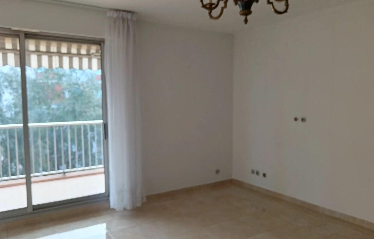 appartement 4 pièces 90 m2 à vendre à Cagnes-sur-Mer (06800)