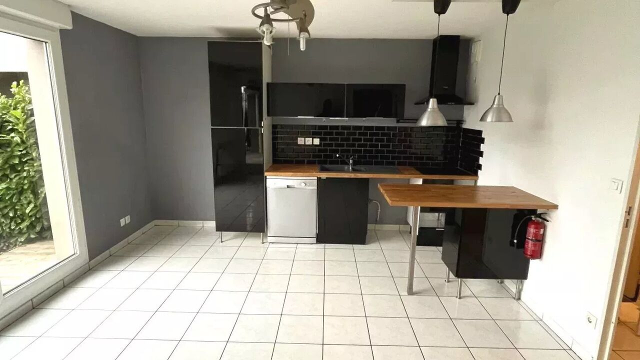 appartement 2 pièces 41 m2 à louer à Meyzieu (69330)