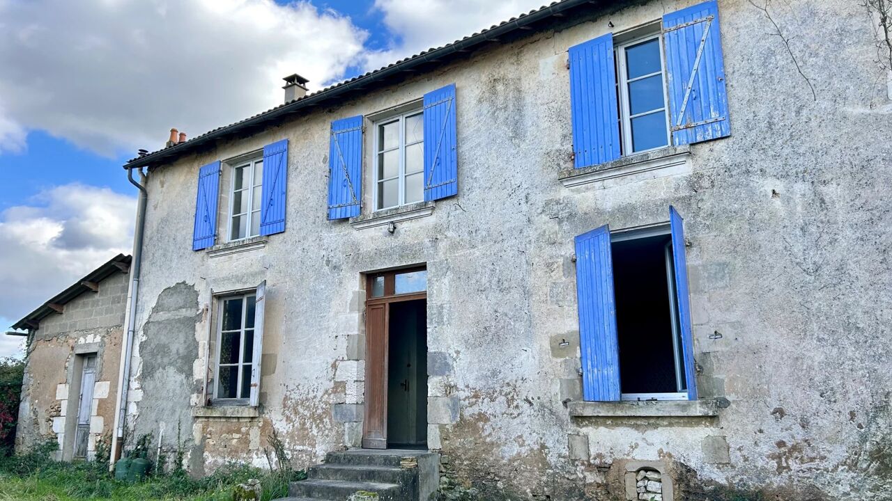 maison  pièces 107 m2 à vendre à Fontaine-le-Comte (86240)