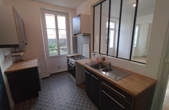 MAISON BOURGEOISE A SENS, CENTRE VILLE, 5 CHAMBRES, 229M2 TE — photo 4
