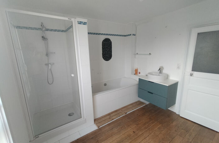 MAISON BOURGEOISE A SENS, CENTRE VILLE, 5 CHAMBRES, 229M2 TE — photo 5