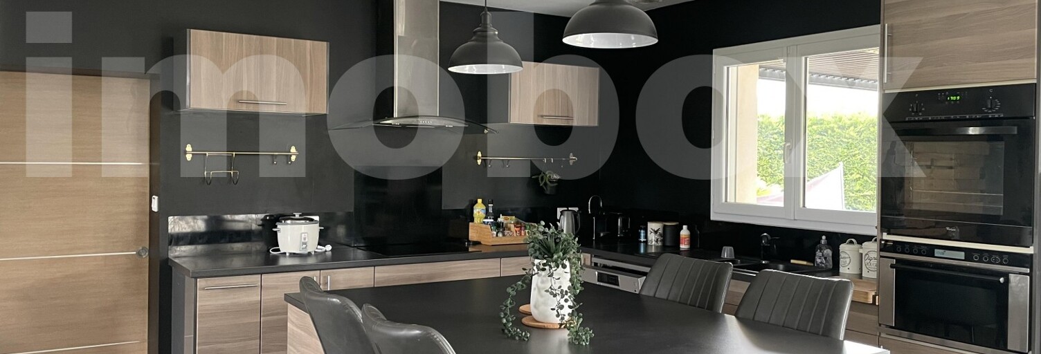 Maison 10 Pièces 228 m² à vendre à Loireauxence (44370)