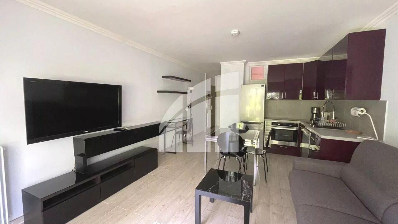 appartement 2 pièces 38 m2 à louer à Nice (06200)