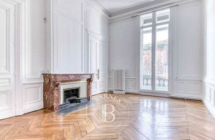 Lyon 2 - Ainay - Appartement bourgeois de 149,97 m² - 3 Chambres — photo 3
