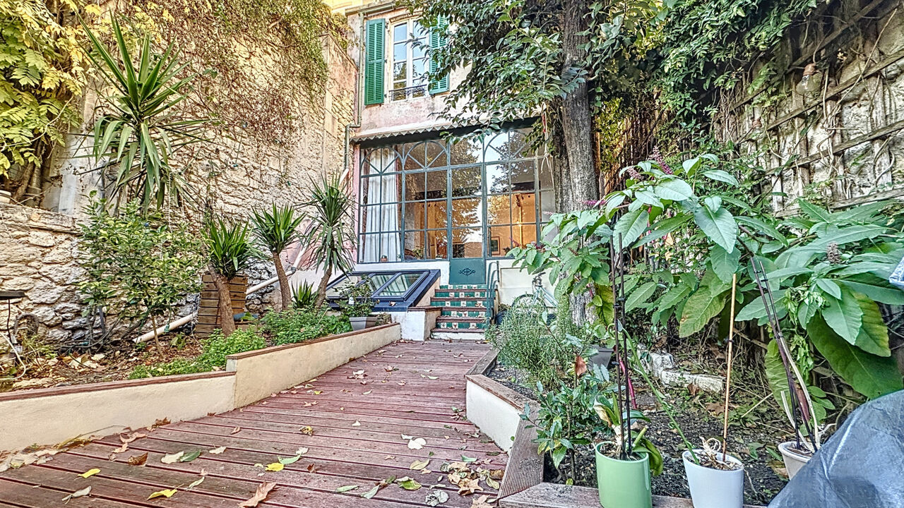 maison 4 pièces 147 m2 à vendre à Avignon (84000)