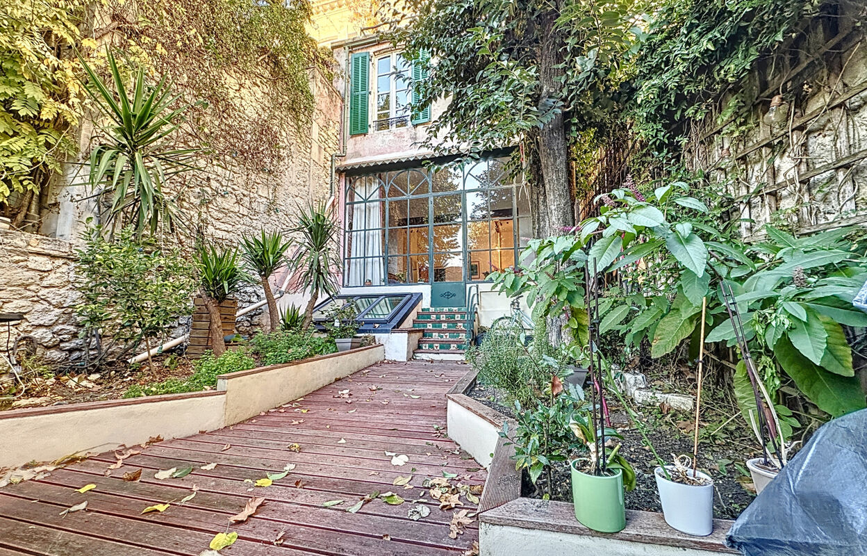 maison 4 pièces 147 m2 à vendre à Avignon (84000)